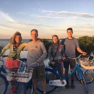 Meet your Posher, Kenneth